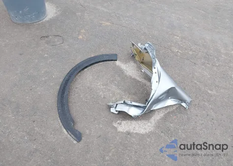 2024 Ford Explorer Xlt z USA, uszkodzony, nr VIN 1FMSK8DH3RGA13066